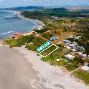 Beachfront Lot Close to Beginners Bay in Playa Popoyo, Nicaragua