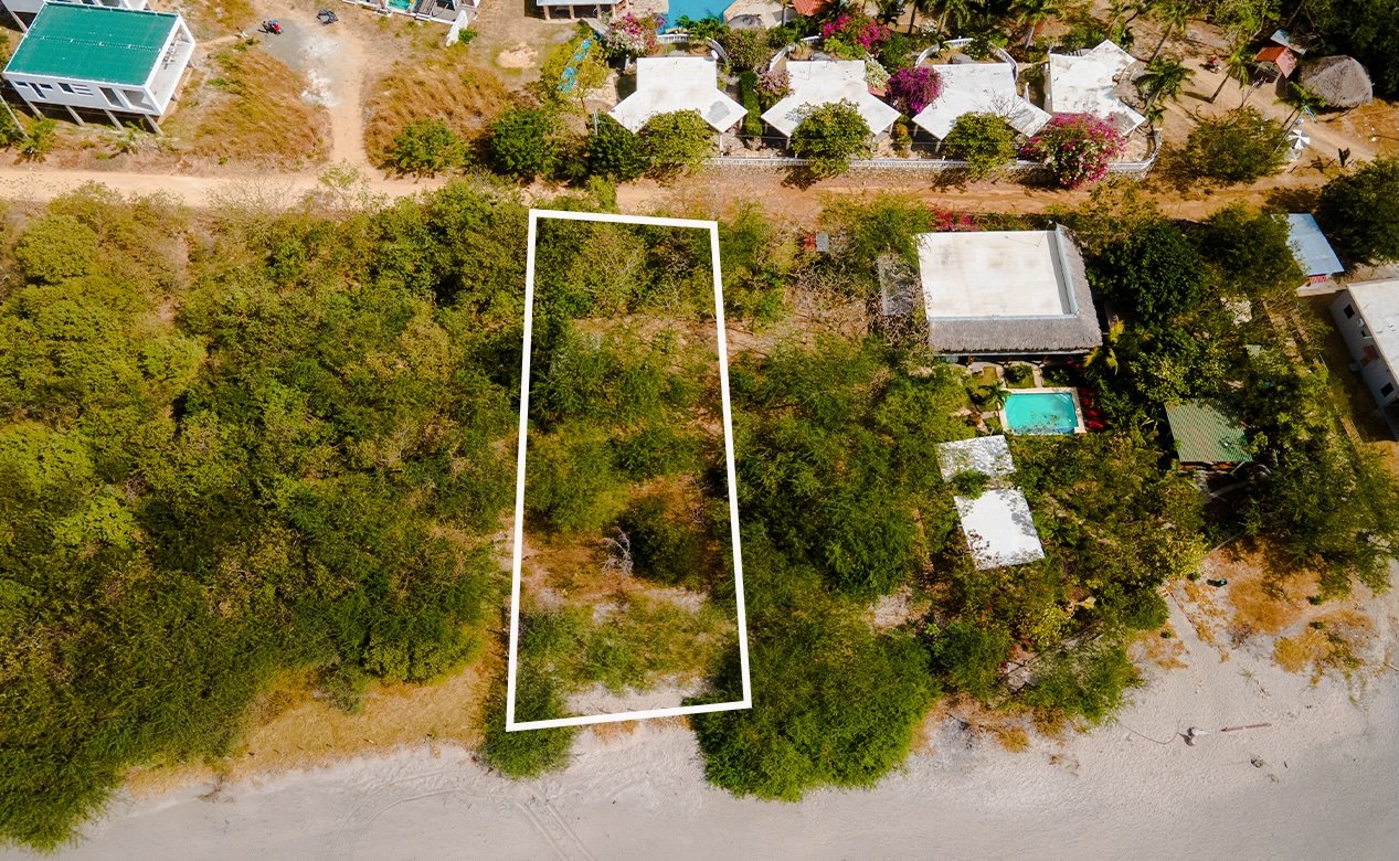 Beachfront Lot Close to Beginners Bay in Playa Popoyo, Nicaragua - Image 5
