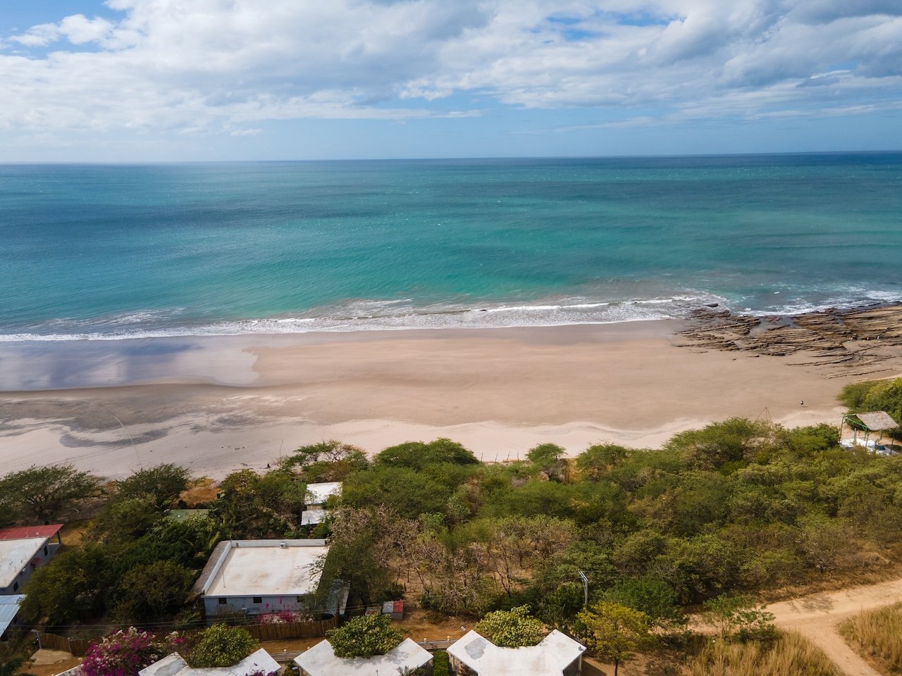 Beachfront Lot Close to Beginners Bay in Playa Popoyo, Nicaragua - Image 9