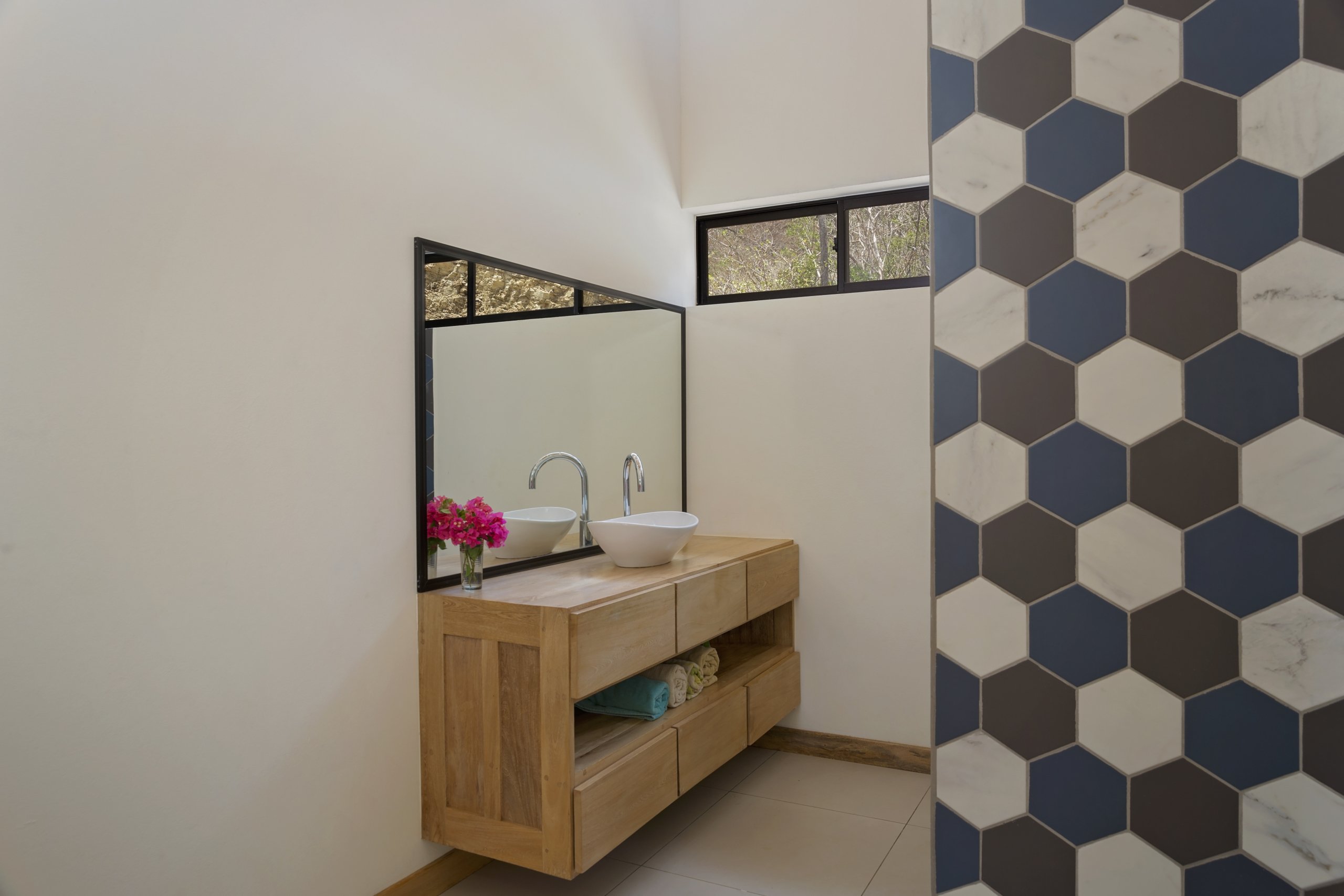 Escape in Nature’s Embrace: Exquisite Home in San Juan del Sur’s Big Sky Ranch - Image 5