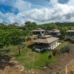 Stylish Two-Bedroom Bungalow with Pacific Ocean Views