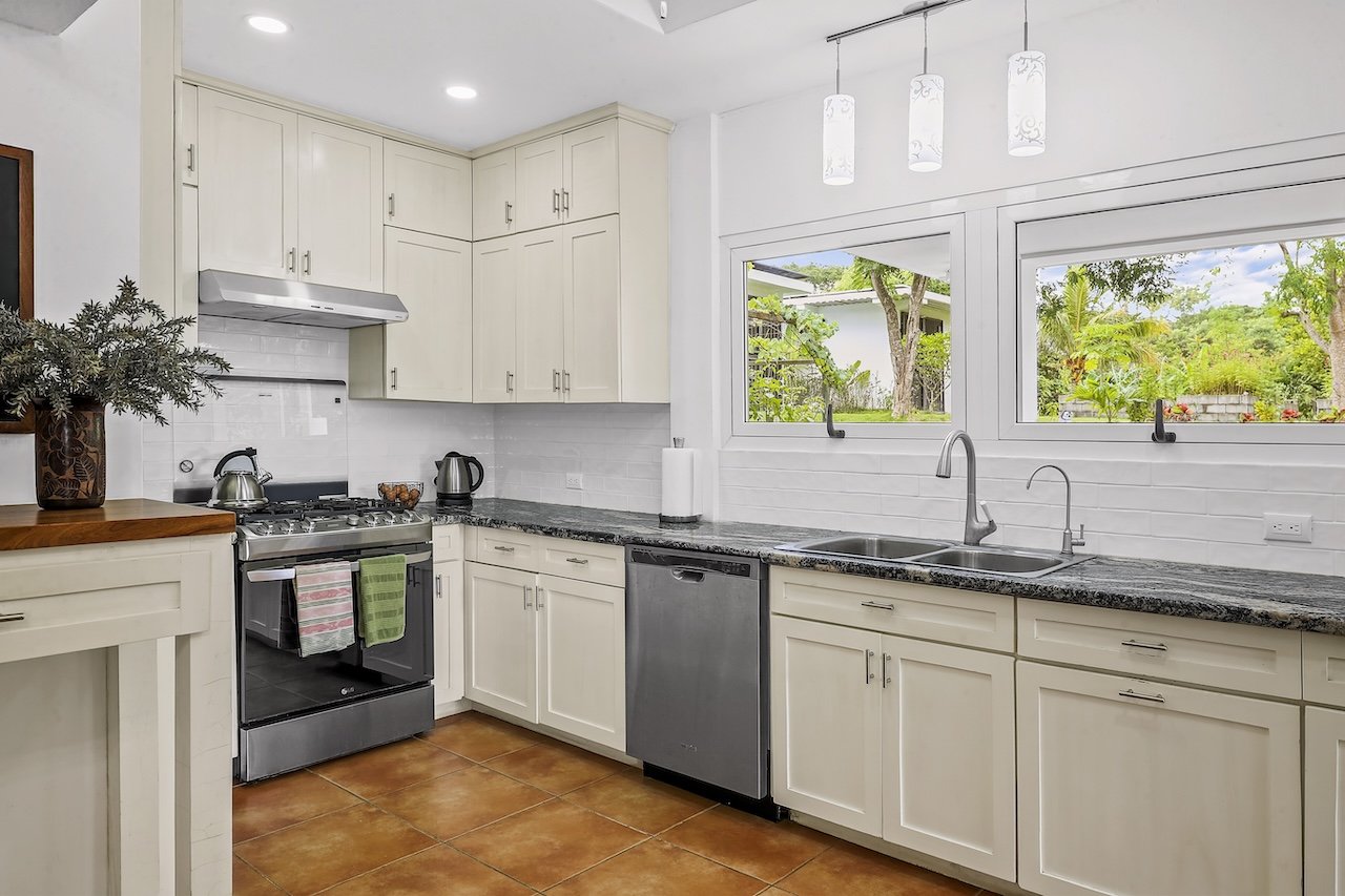 Four Bedroom Home in Bosques Del Mar in San Juan Del Sur, Nicaragua - Image 10