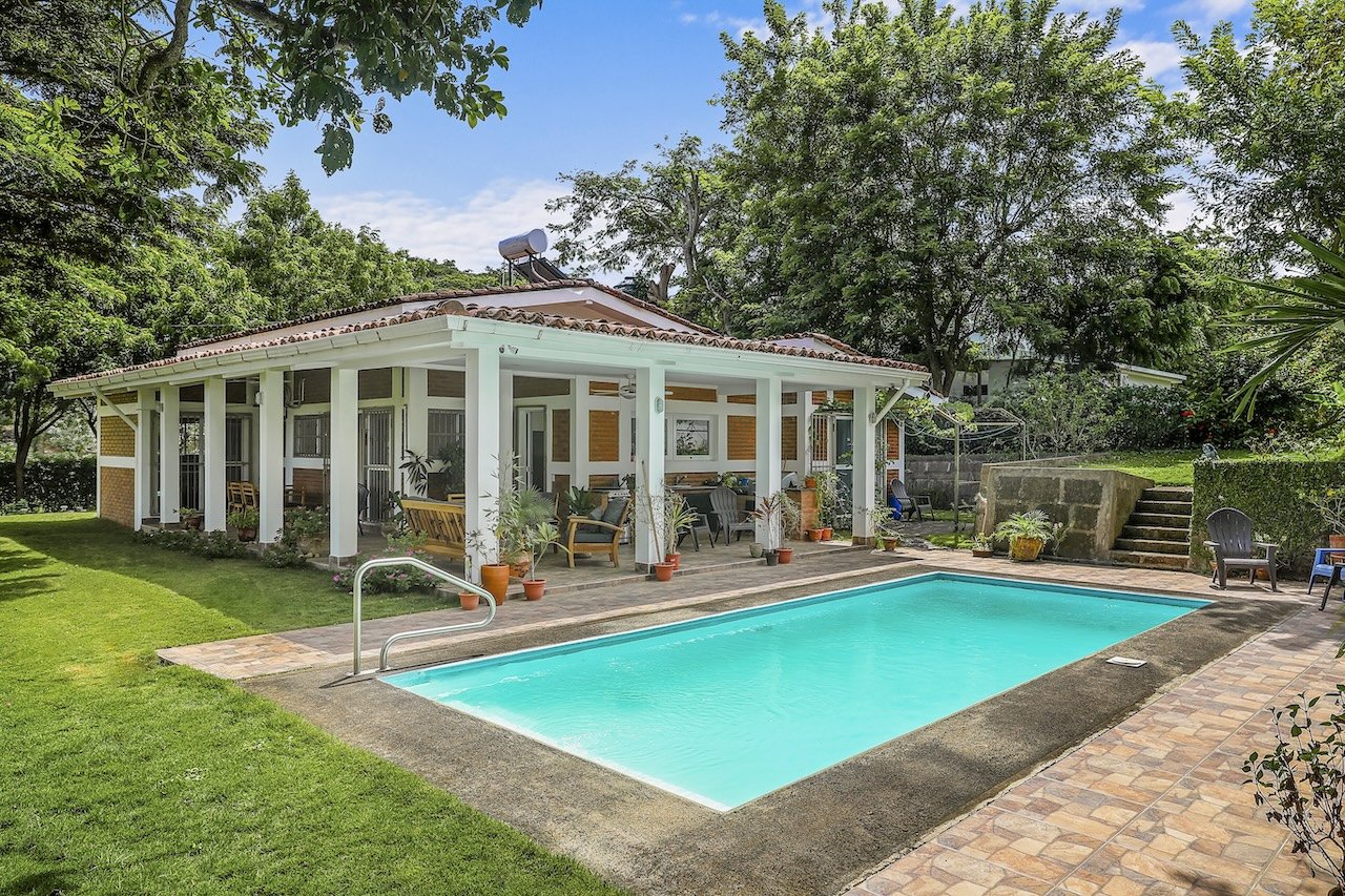 Casa Blanca in Bosques del Mar - Image 18