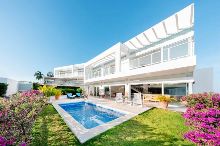 Price Reduced on Luxurious Living at Casa Cordua in San Juan del Sur!