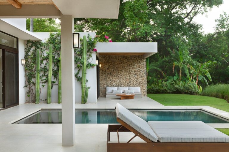 Hidden Gem in Southern Nicaragua: Luxury Off-Grid Casa Grillo Awaits You!