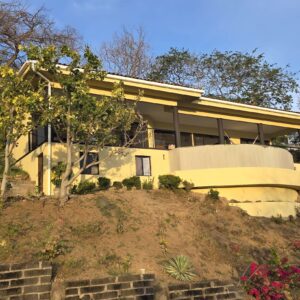 Oceanfront Home in Paradise Bay, San Juan Del Sur | Casa Travista