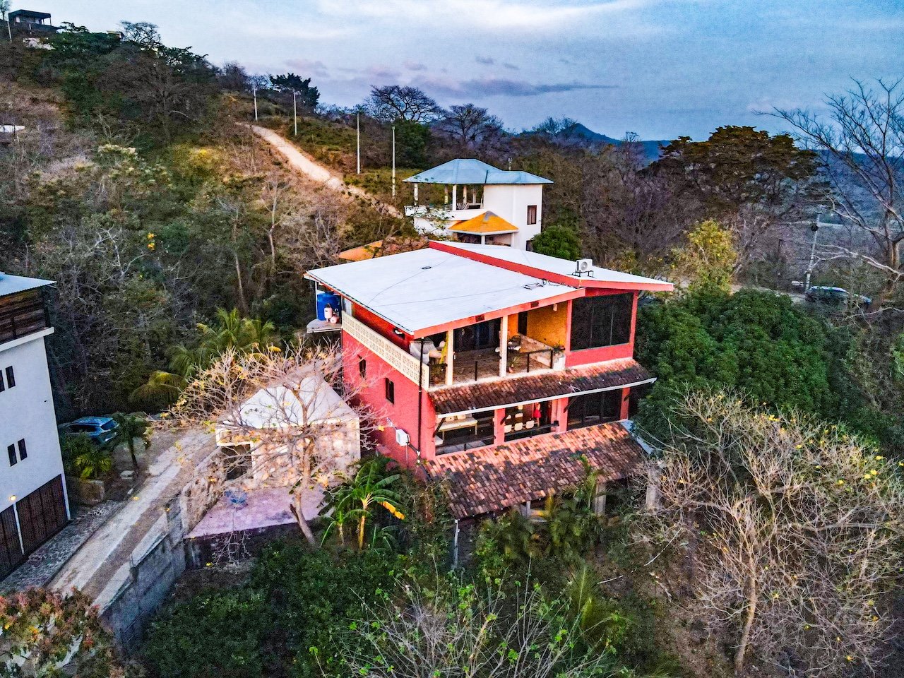 Dream Home in León City - Image 52