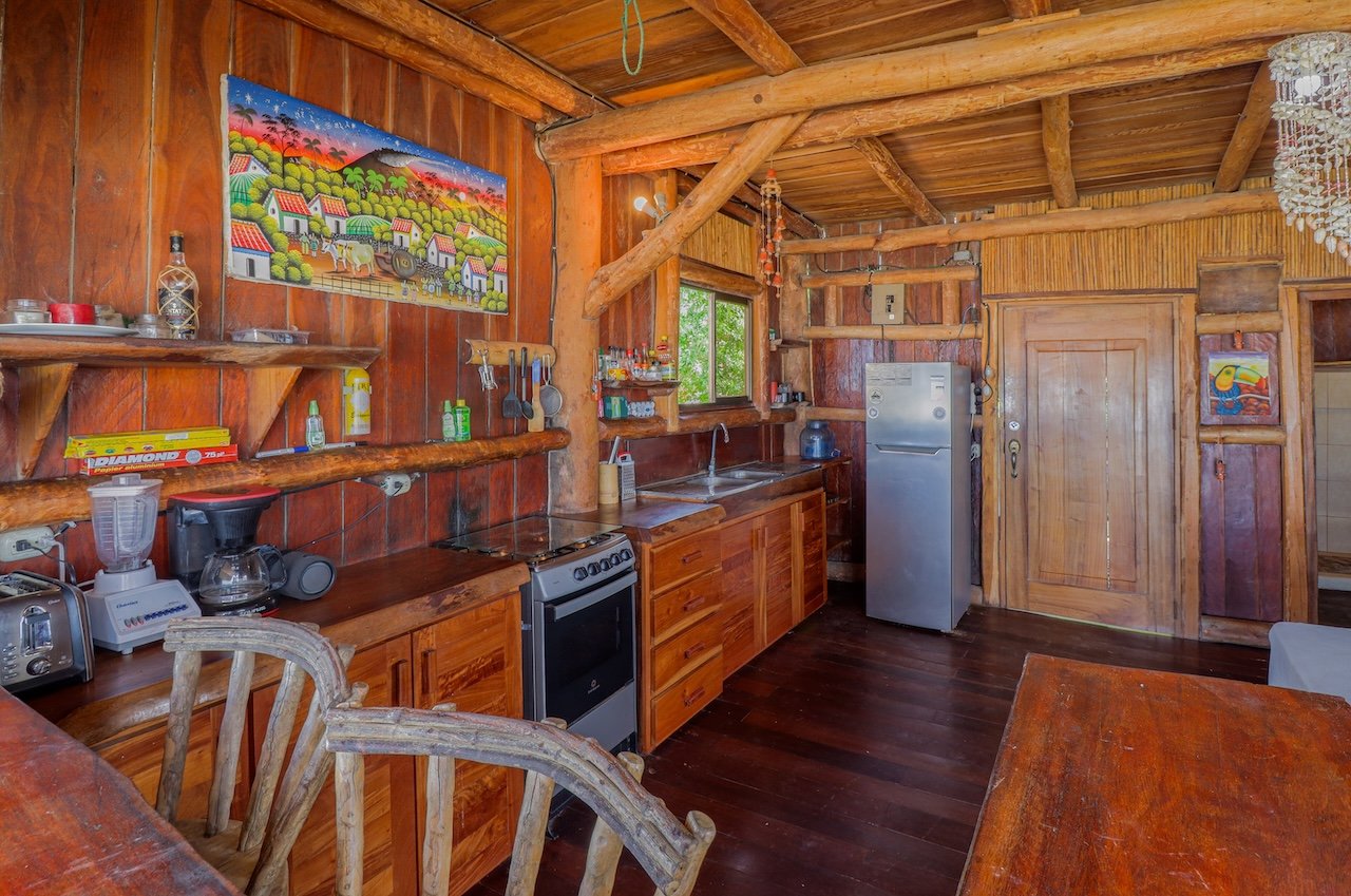 Commercial Beachfront Hostel and Restaurant in Playa Guasacate - Image 15