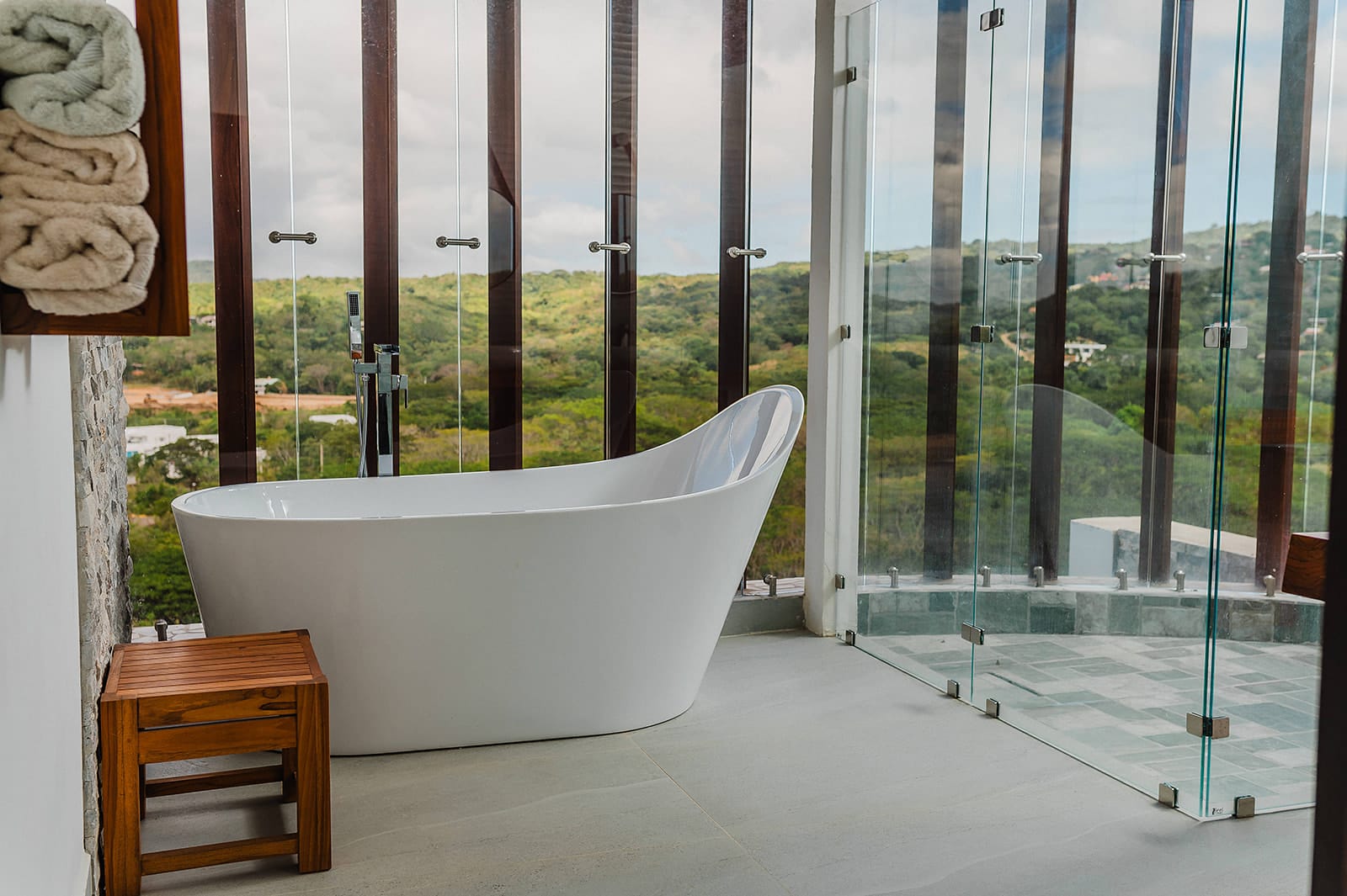 Costa Esperanza - Image 16