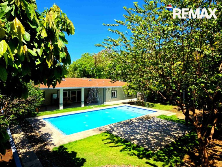 Price Update Alert: Spacious Dream Home in León City Awaits!
