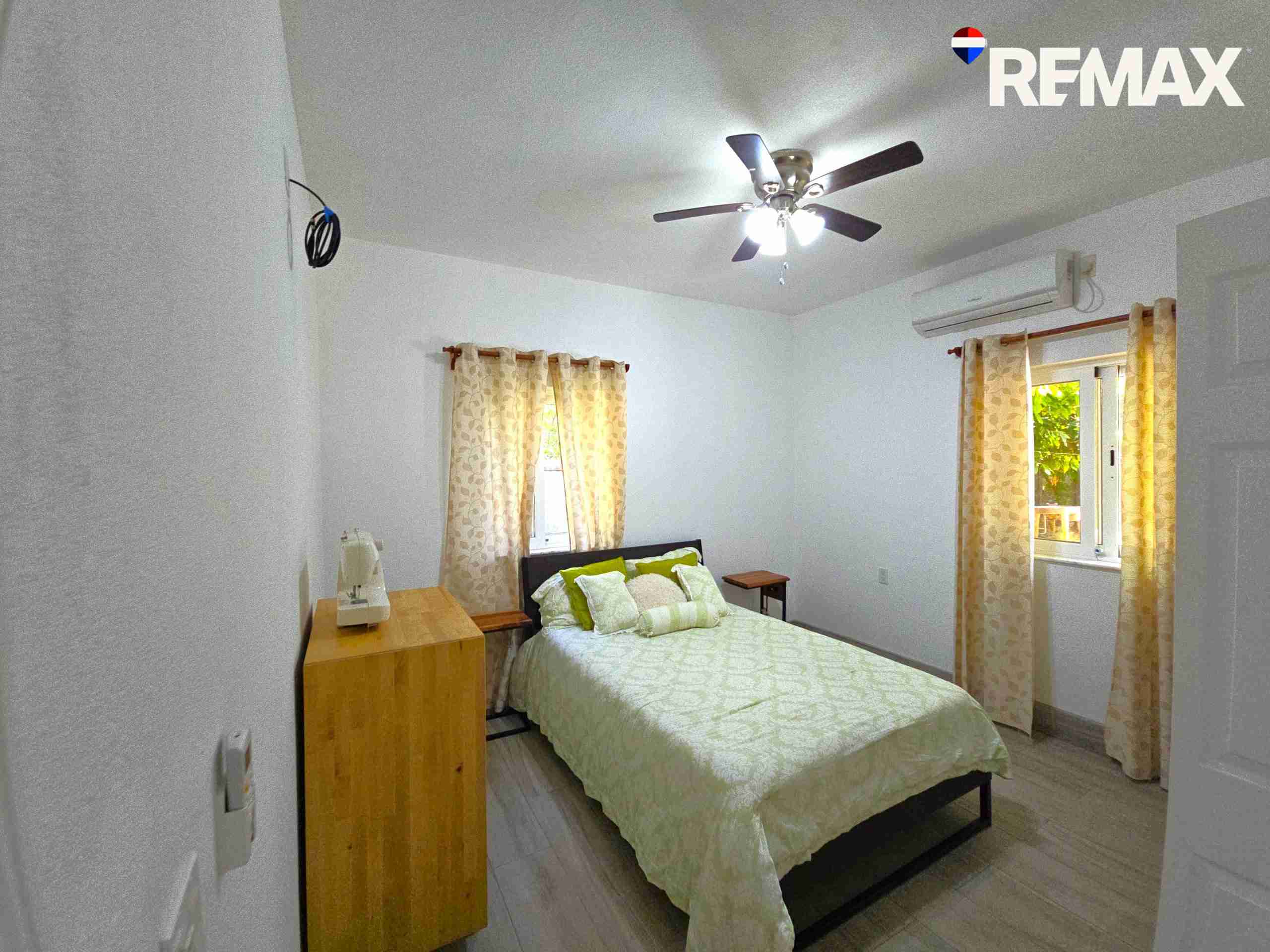 Dream Home in León City - Image 32