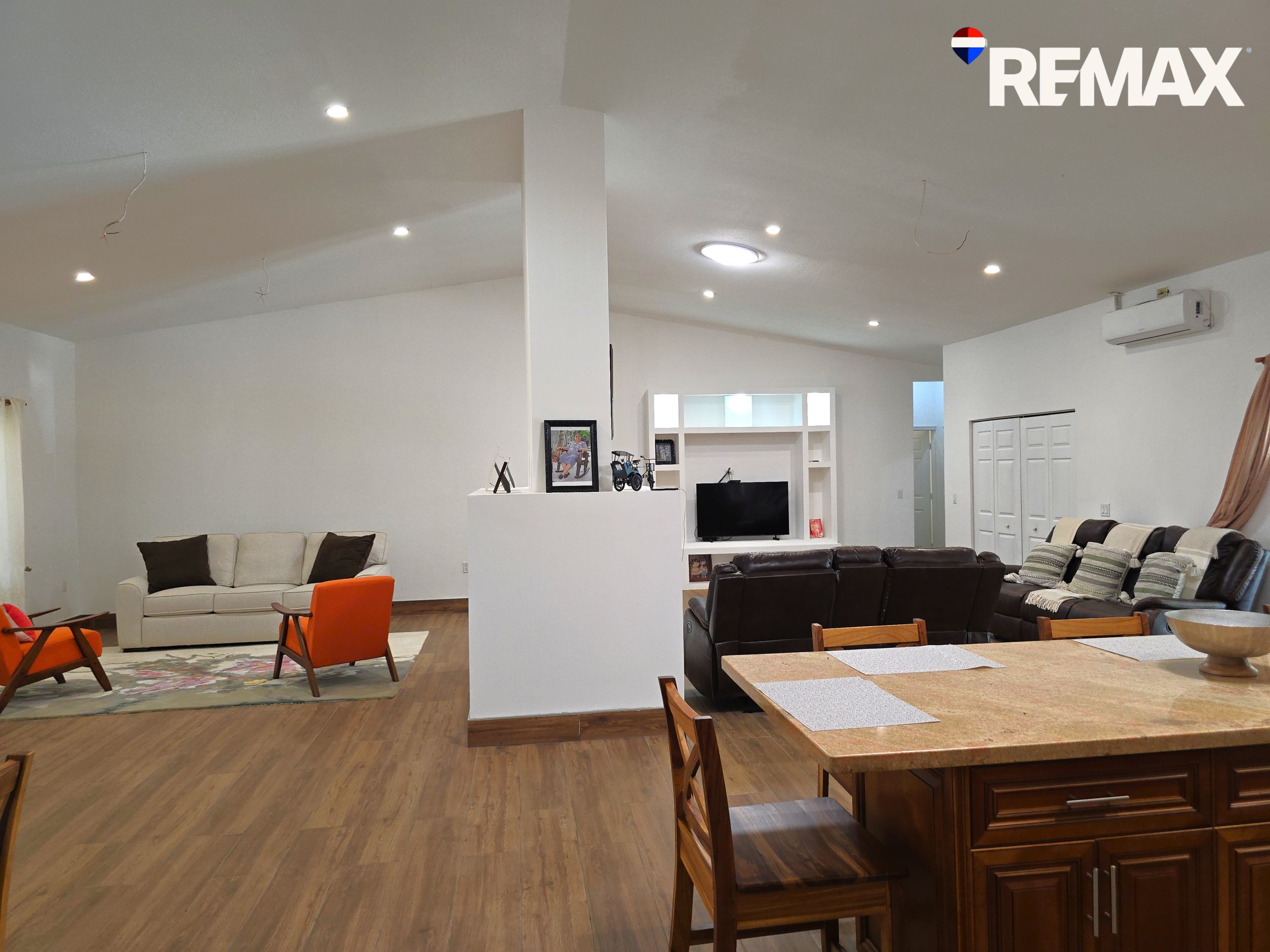 Dream Home in León City - Image 10