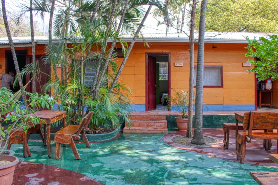 Massive beachfront hostel for sale! - Image 11