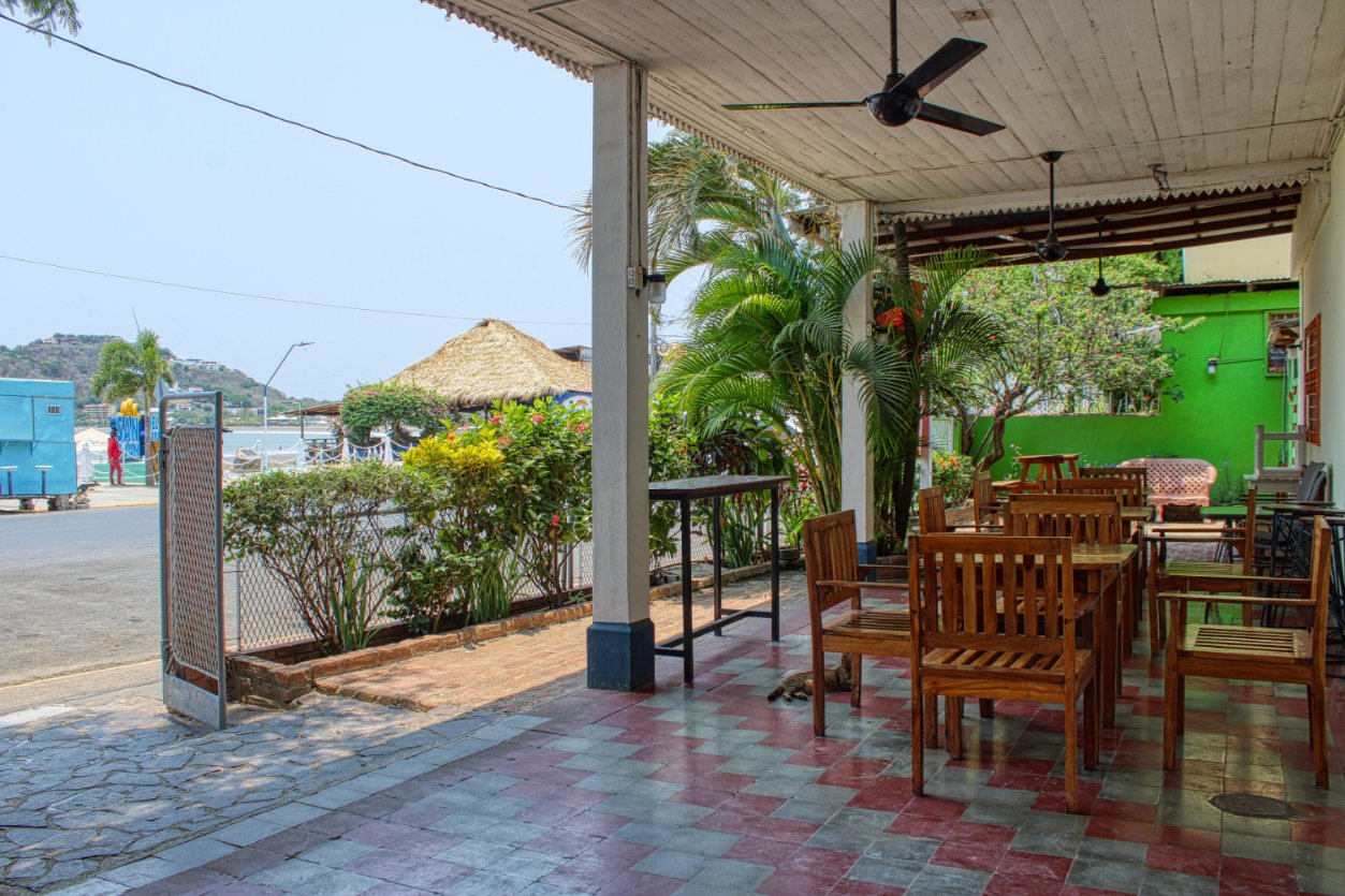 Massive beachfront hostel for sale! - Image 4