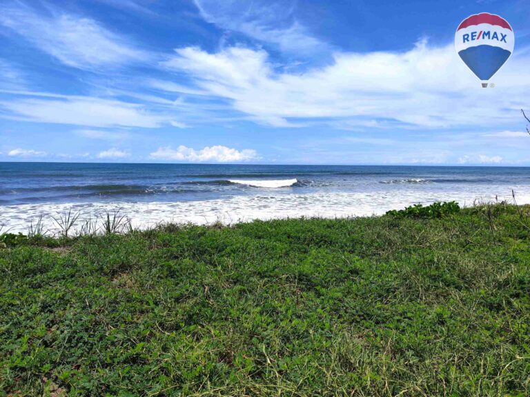 Hot Deal: Five Stunning Beach Lots in Miraflores—Now Priced to Sell!
