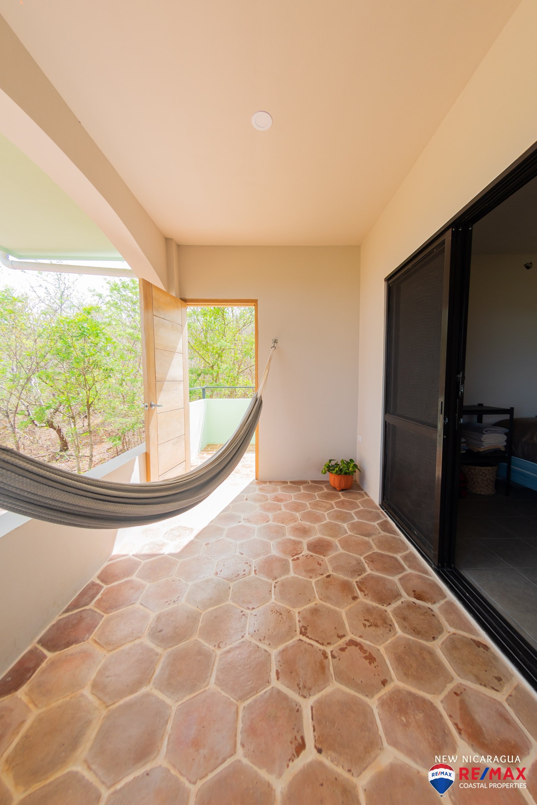 Casa La Fortaleza in el Carrizal: Four Story Multi-Unit for Sale near San Juan del Sur with Valley Views - Image 27