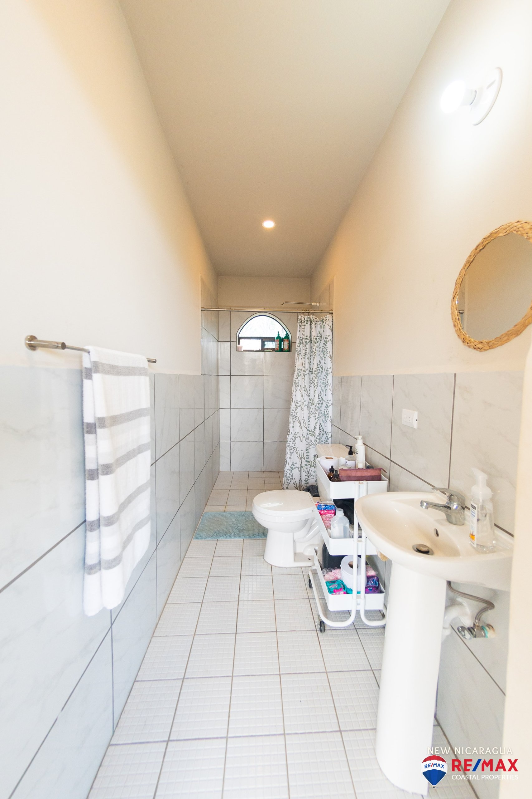 Casa La Fortaleza in el Carrizal: Four Story Multi-Unit for Sale near San Juan del Sur with Valley Views - Image 33