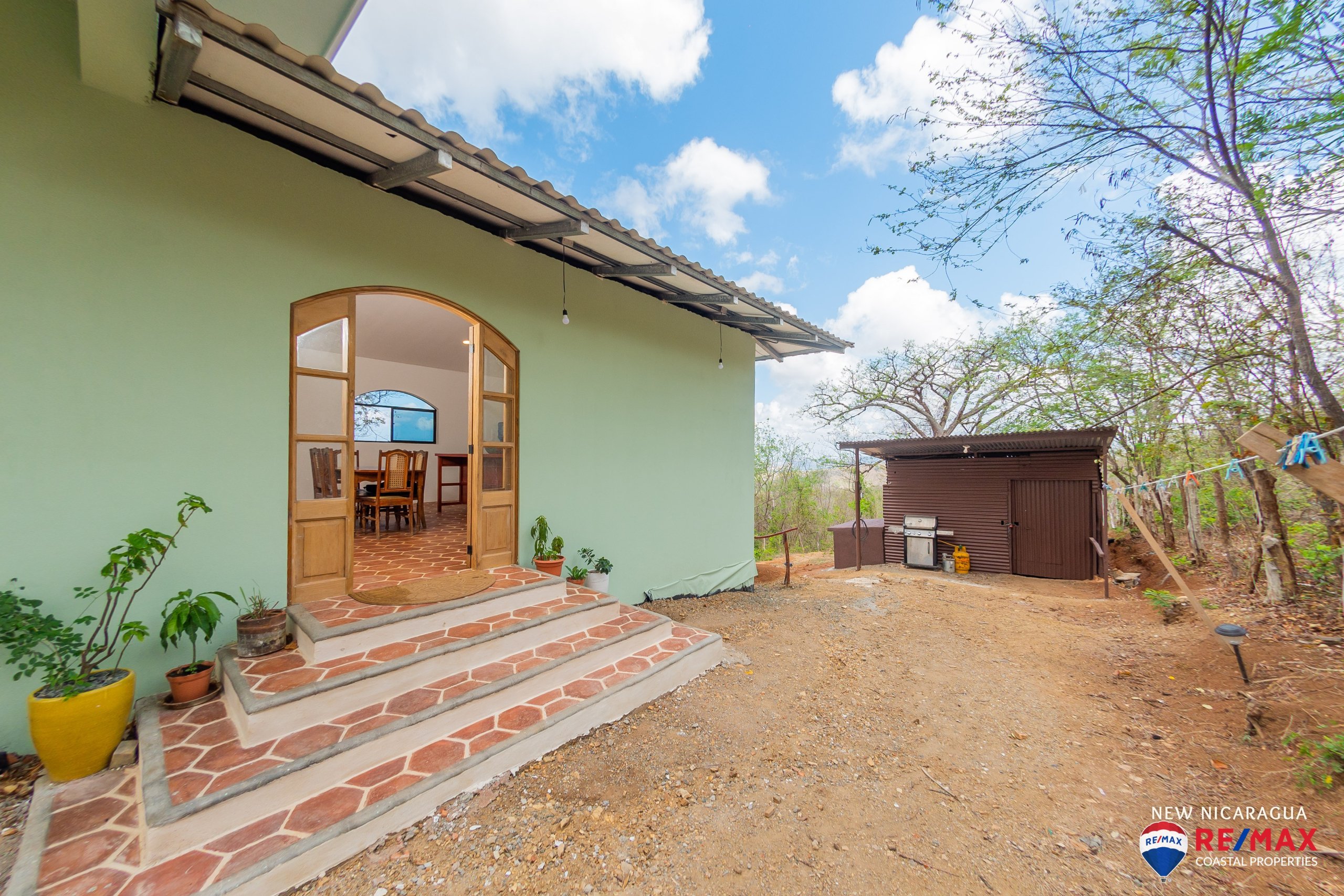 Casa La Fortaleza in el Carrizal: Four Story Multi-Unit for Sale near San Juan del Sur with Valley Views - Image 8