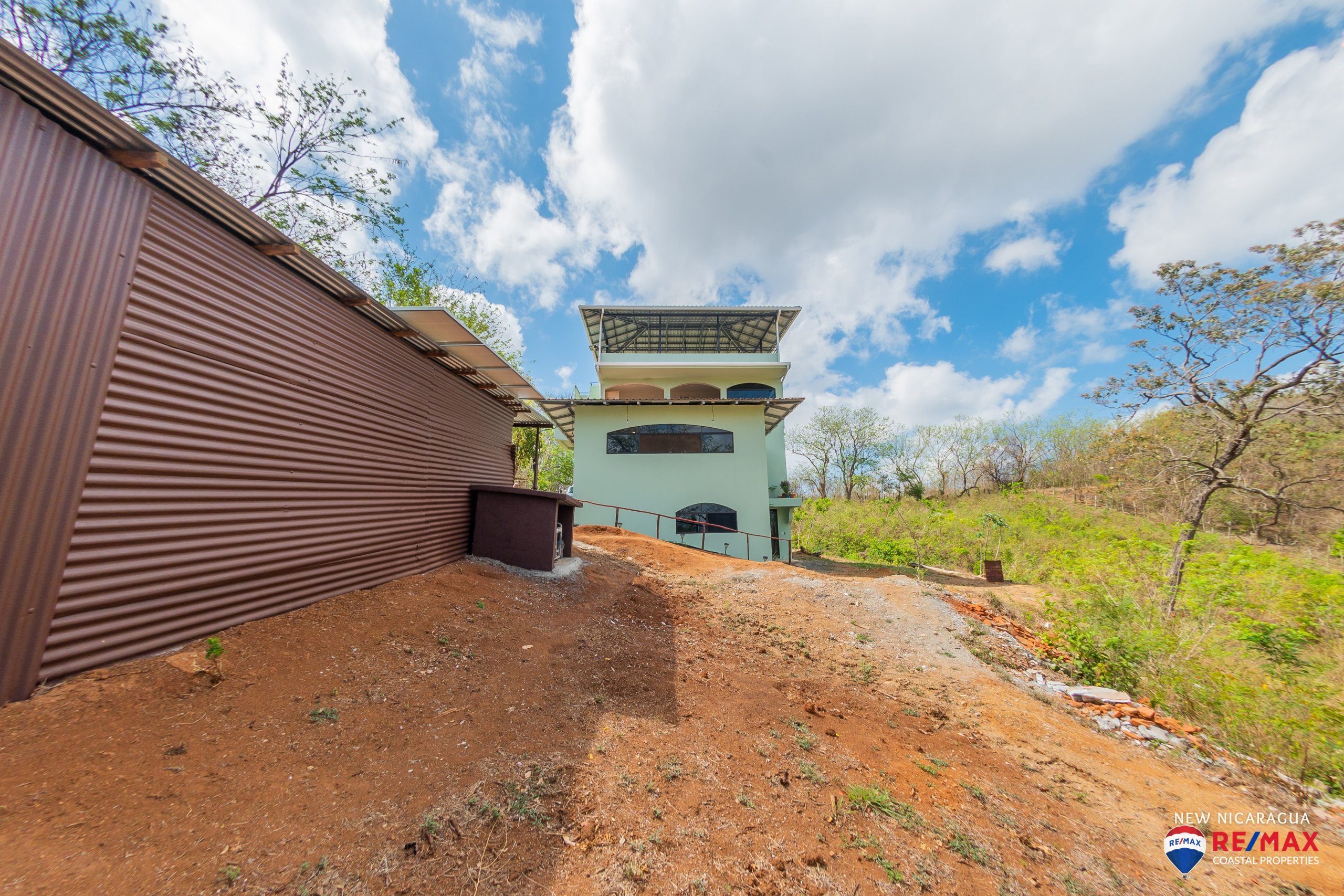 Casa La Fortaleza in el Carrizal: Four Story Multi-Unit for Sale near San Juan del Sur with Valley Views - Image 44