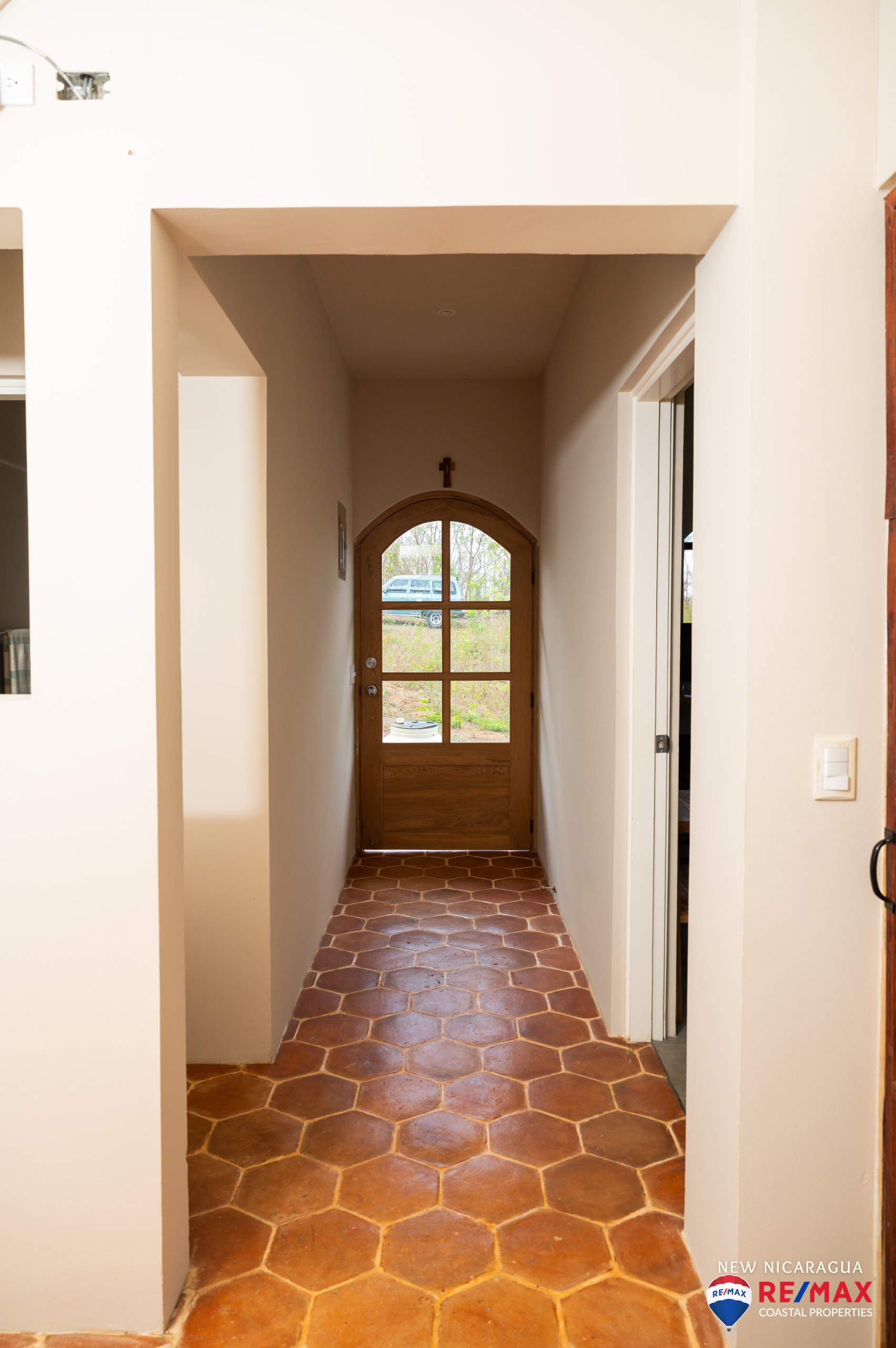 Casa La Fortaleza in el Carrizal: Four Story Multi-Unit for Sale near San Juan del Sur with Valley Views - Image 17