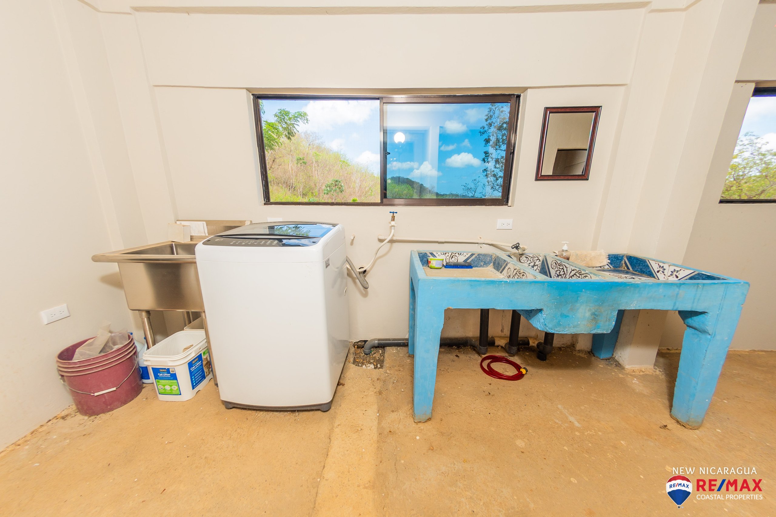 Casa La Fortaleza in el Carrizal: Four Story Multi-Unit for Sale near San Juan del Sur with Valley Views - Image 54