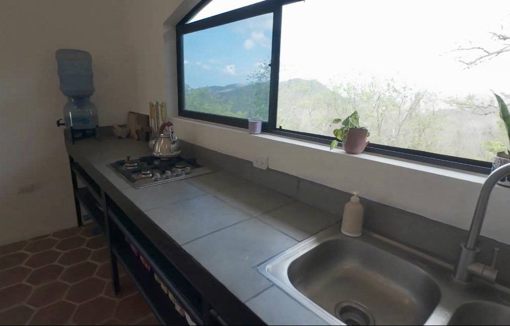 Casa La Fortaleza in el Carrizal: Four Story Multi-Unit for Sale near San Juan del Sur with Valley Views - Image 12