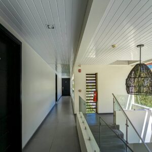 Upscale Ocean View Condo In An Unbeatable Location