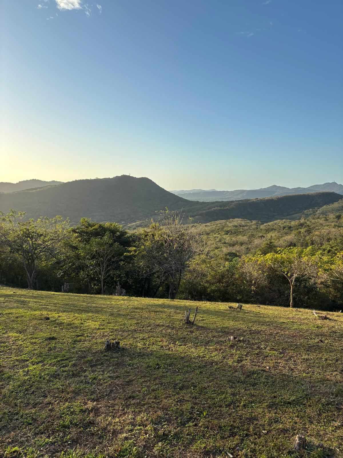Lot 28 – Panoramic Valley View Land for Sale in El Carrizal Rivas - Image 4
