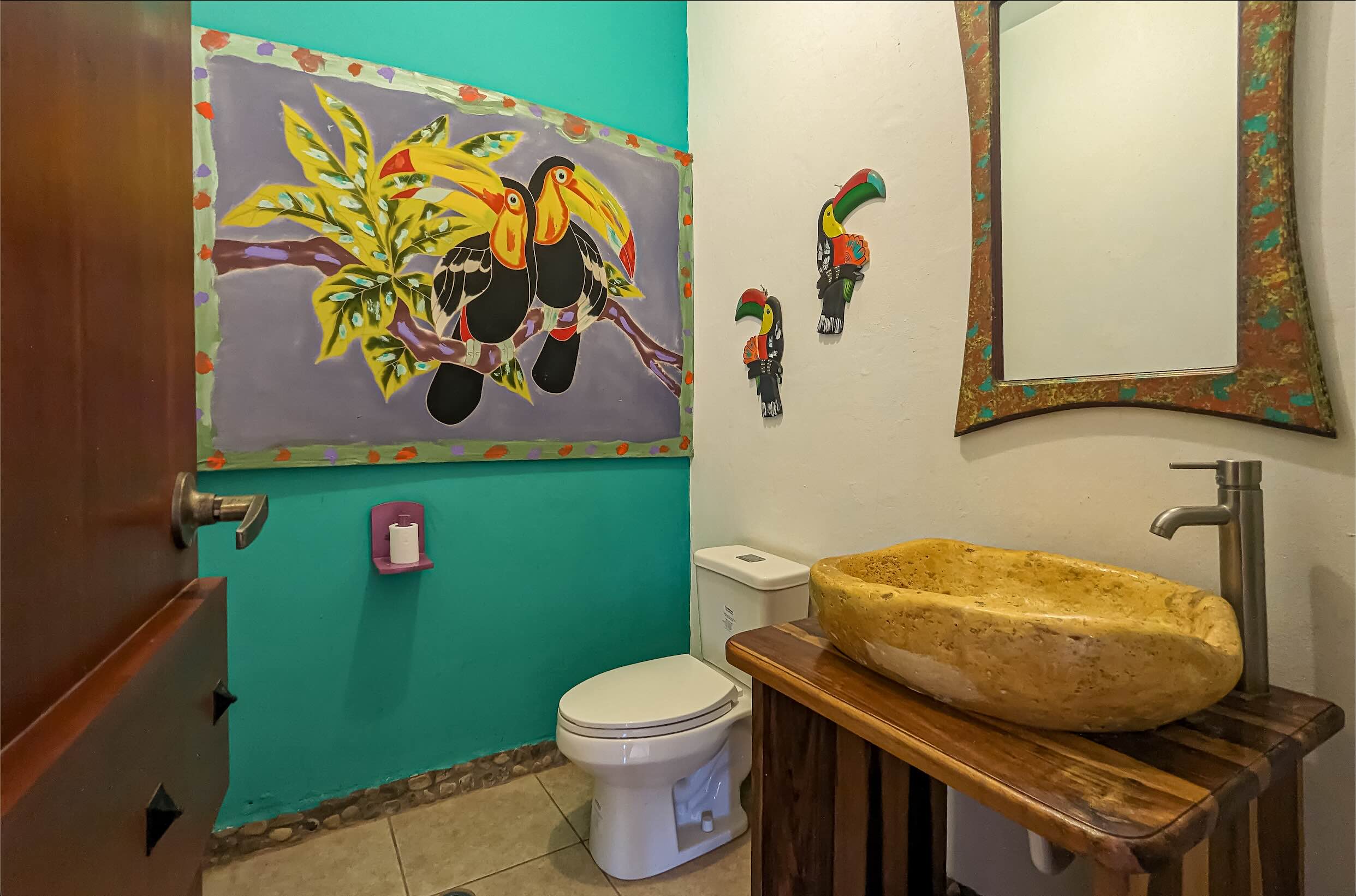 Roomy One Bedroom Residence Ready For Your Personal Touch! - Image 18