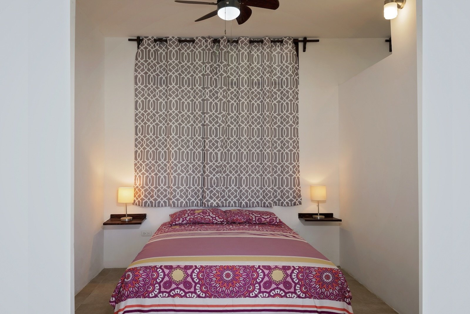 Multiunit Apartment Building in Town in San Juan Del Sur, Nicaragua - Image 4