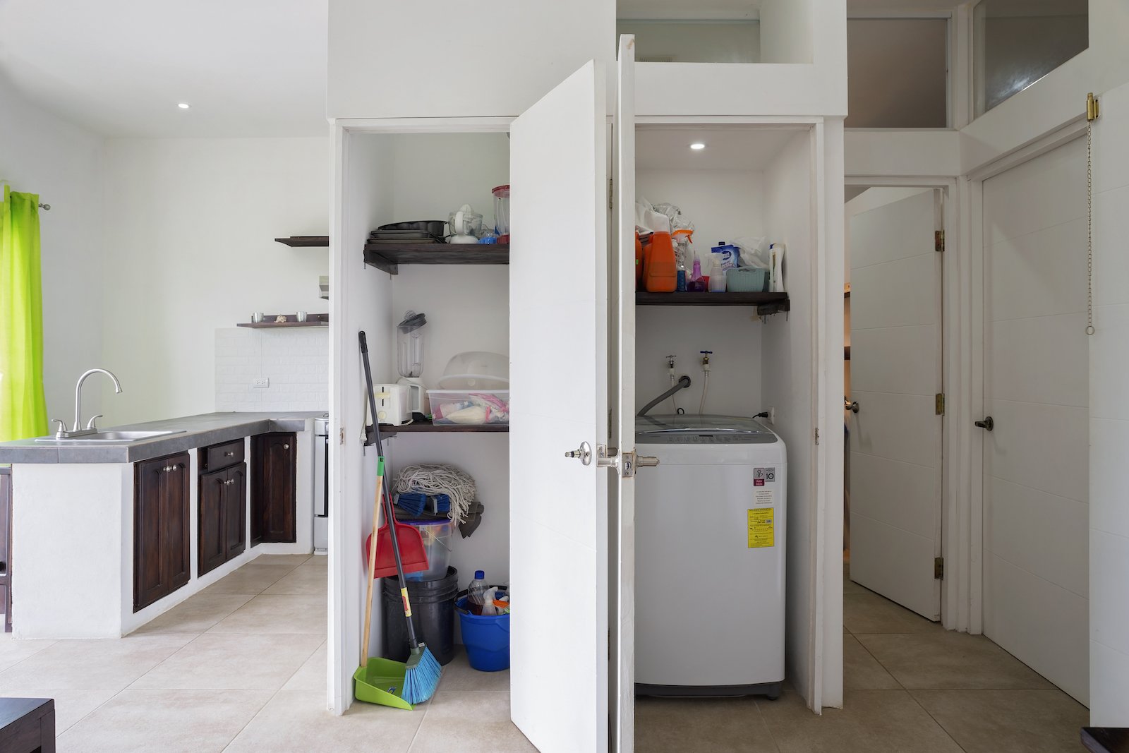 Multiunit Apartment Building in Town in San Juan Del Sur, Nicaragua - Image 11