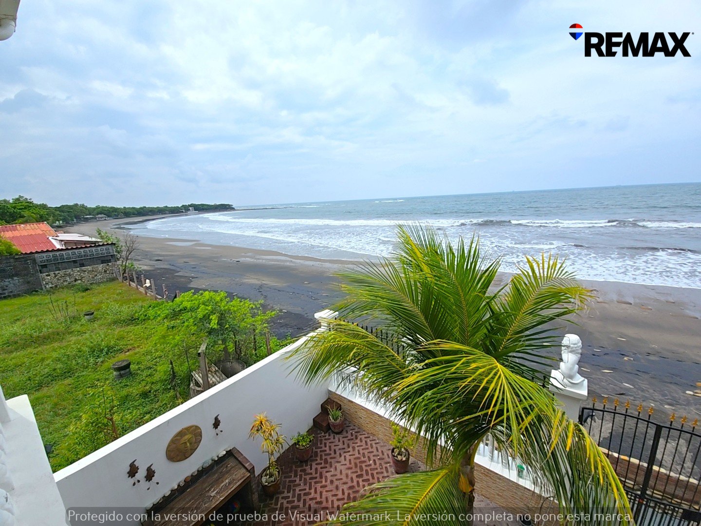 🌴 Oceanfront Home in Playa Miramar, Nicaragua - Image 15