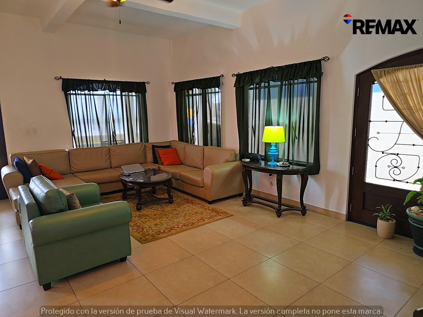 🌴 Oceanfront Home in Playa Miramar, Nicaragua - Image 4