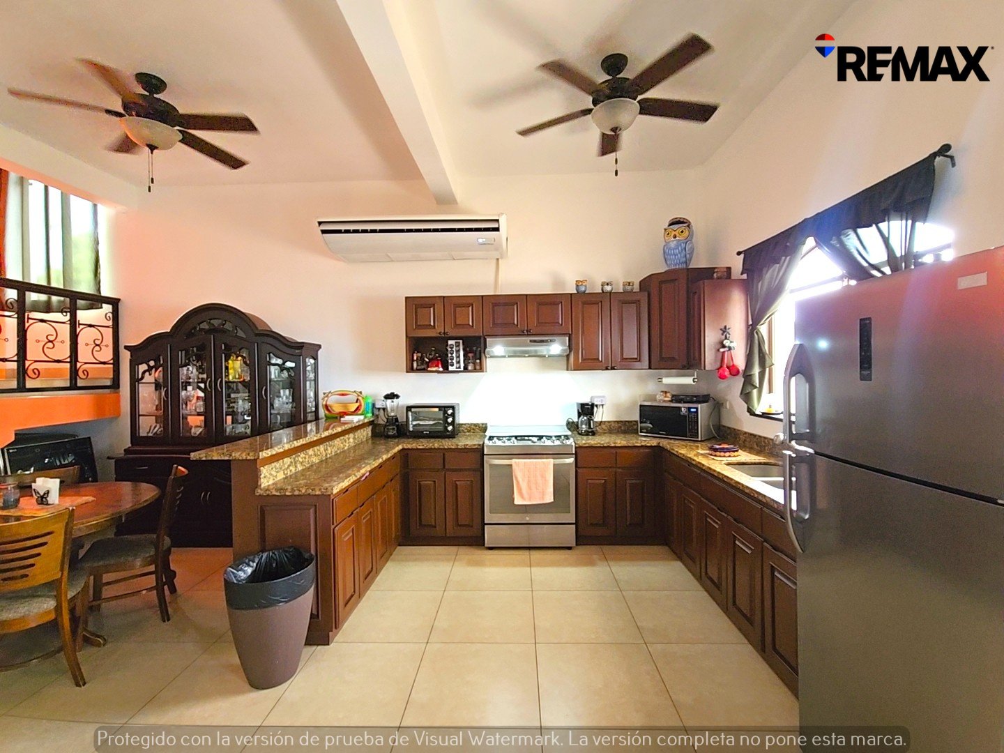 🌴 Oceanfront Home in Playa Miramar, Nicaragua - Image 5