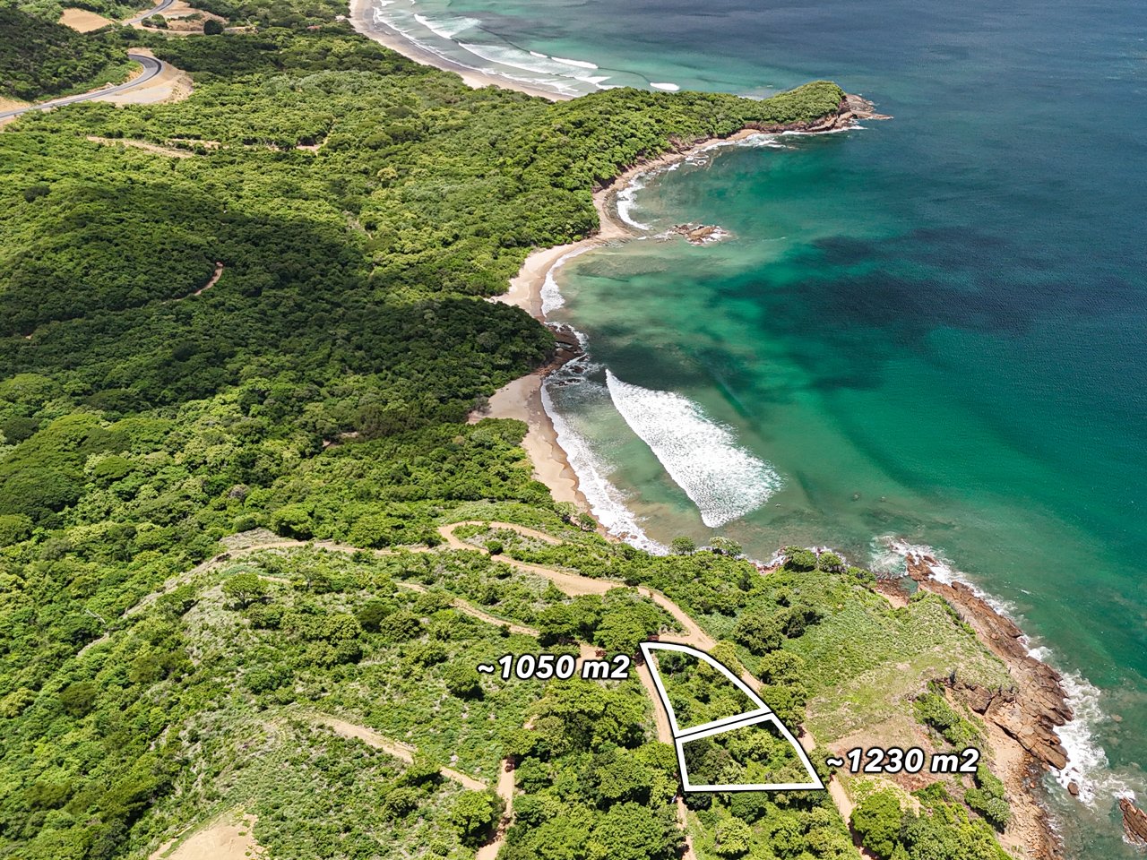 Exceptional and Spacious lot near Playa Remanso - Image 6