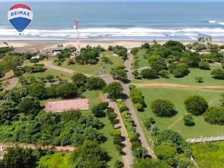 Price Slashed! Grab This Breathtaking Beachfront Business Opportunity in Pochomil!