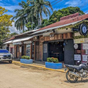 Own A Well-Established Canadian Themed Bar In San Juan Del Sur