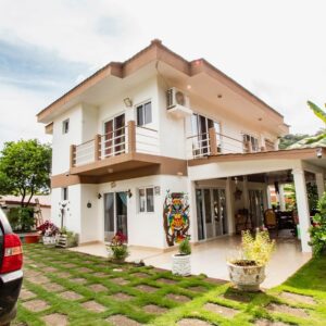 Villa Cooper | Tropical Home Near The Beach in San Juan del Sur