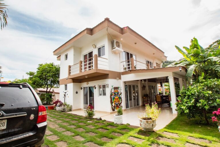 Price Update! Luxurious Coastal Living at Villa Cooper in San Juan del Sur