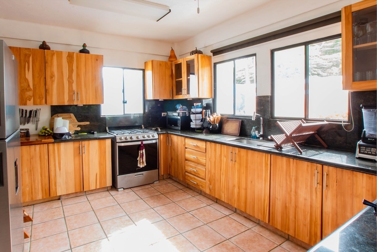 Villa Cooper | Tropical Home Near The Beach in San Juan del Sur - Image 9