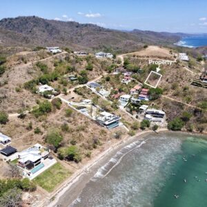 Walk to Playa Remanso in San Juan Del Sur, Nicaragua