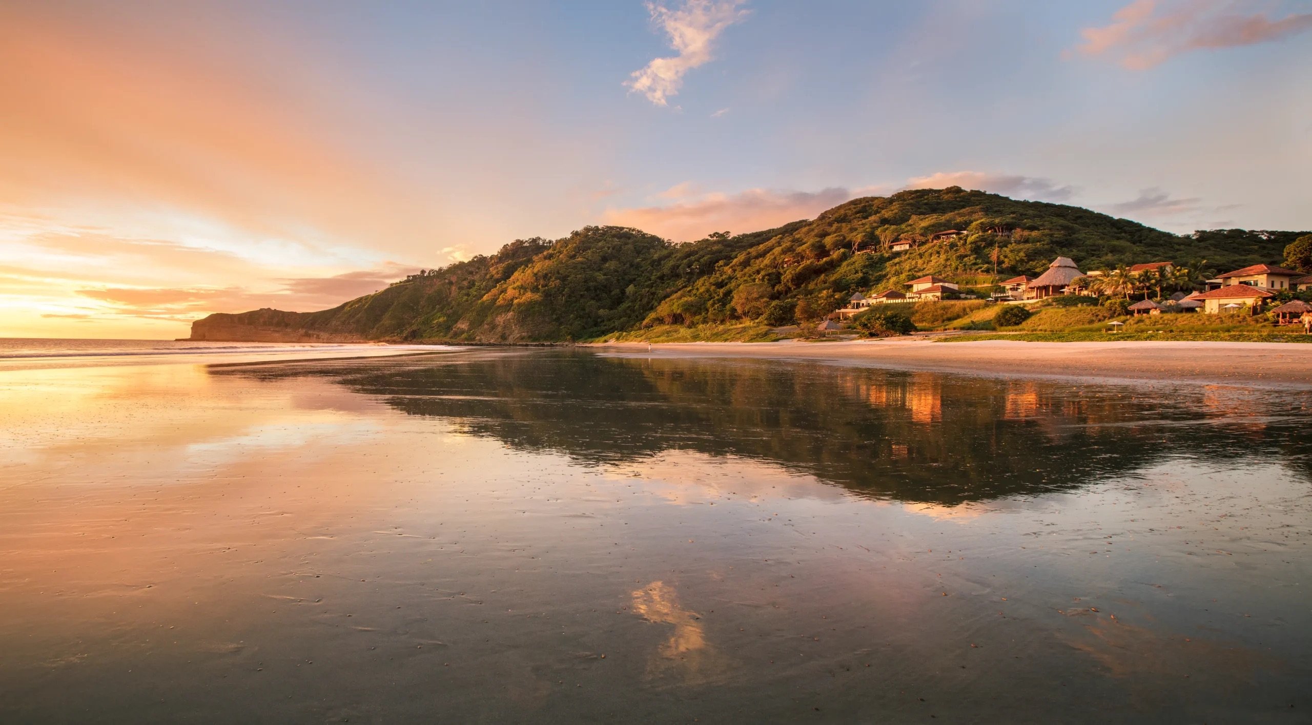 Luxury Ground Floor Condo at Las Terrazas – Guacalito de La Isla - Image 18