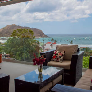 Center Bay 2BD upscale condo with 180 degree water views