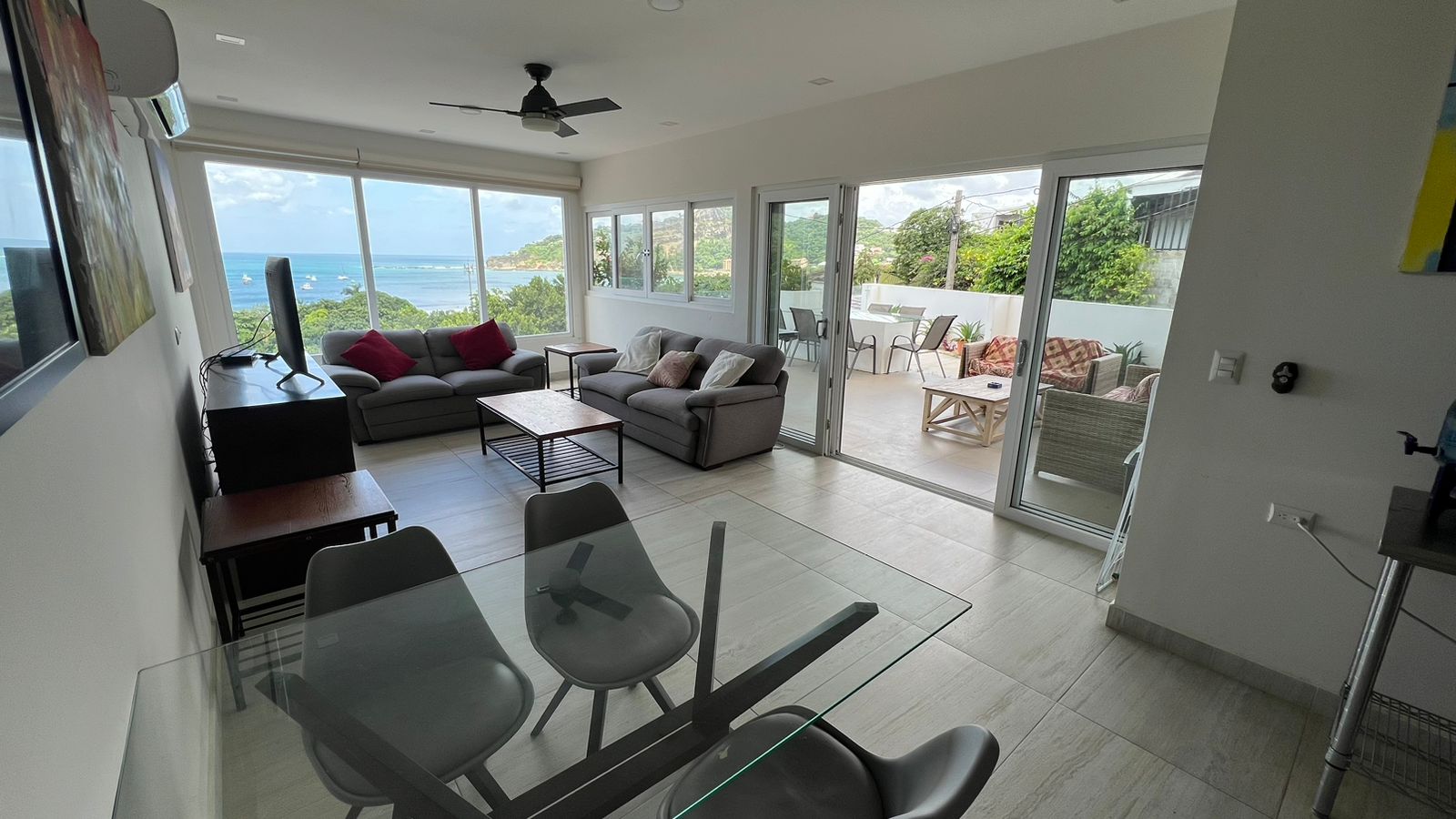 Center Bay Entertainer's Condo - only 3 blocks to Playa San Juan del Sur! - Image 4