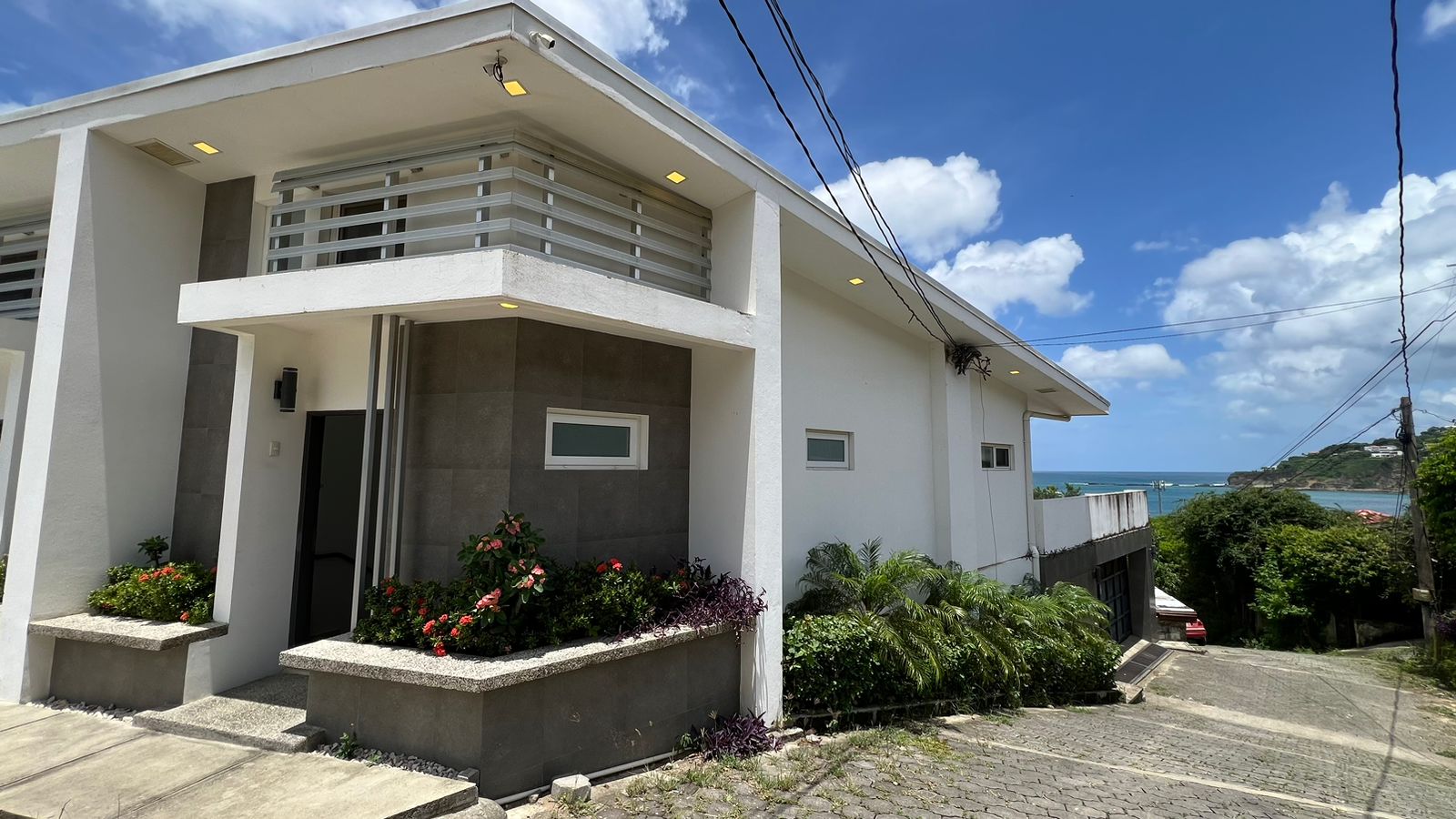 Center Bay Entertainer's Condo - only 3 blocks to Playa San Juan del Sur! - Image 5